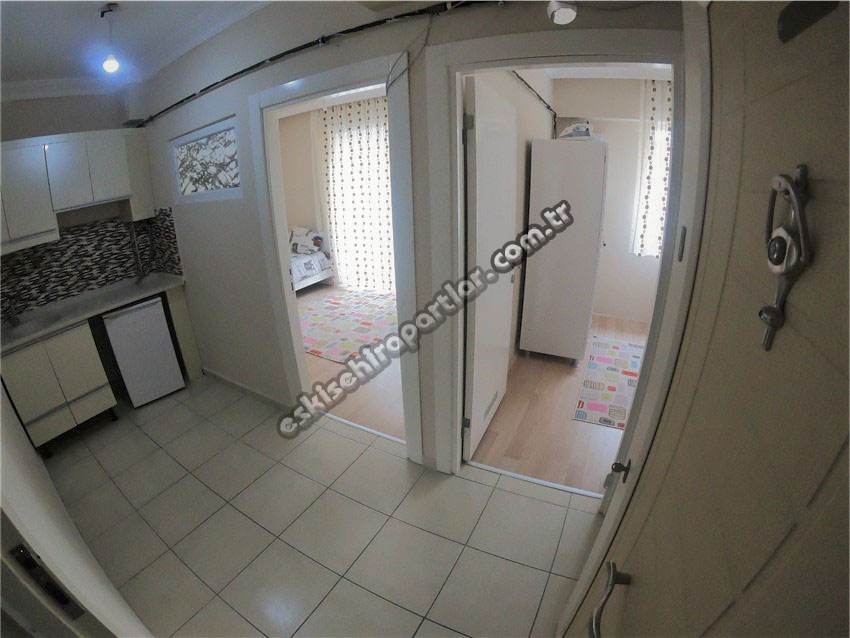 Çağdaş Erkek Apart