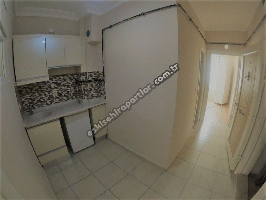 Çağdaş Erkek Apart