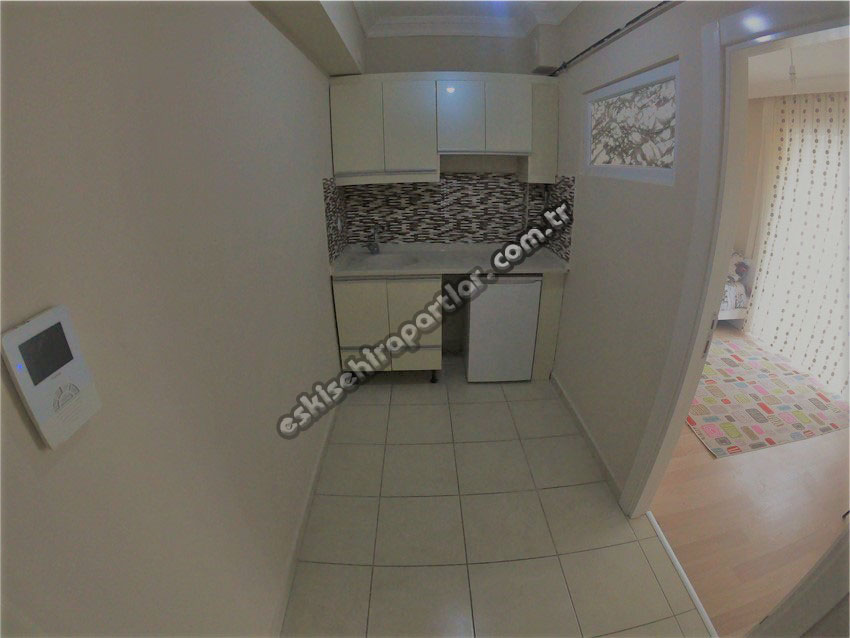 Çağdaş Erkek Apart