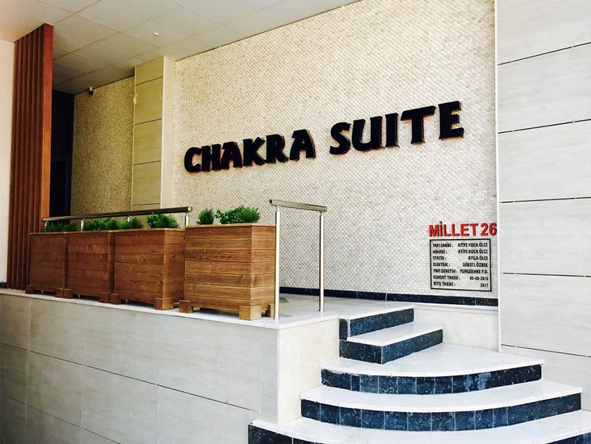 Chakra Suite Apart