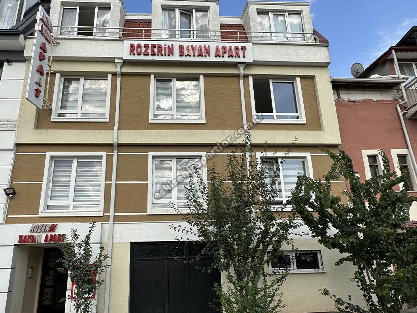 Rozerin Bayan Apart