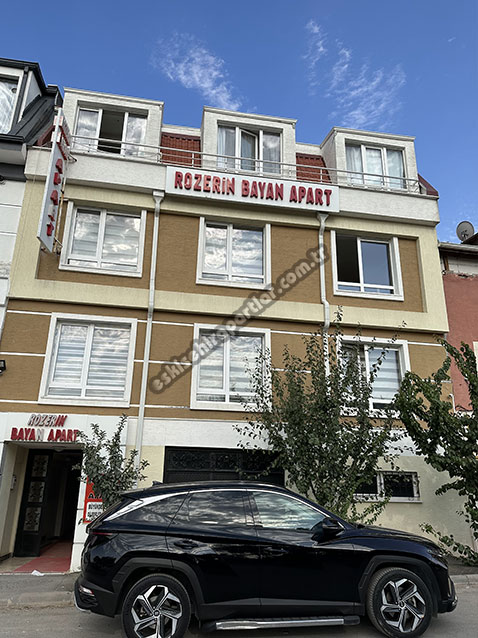 Rozerin Bayan Apart
