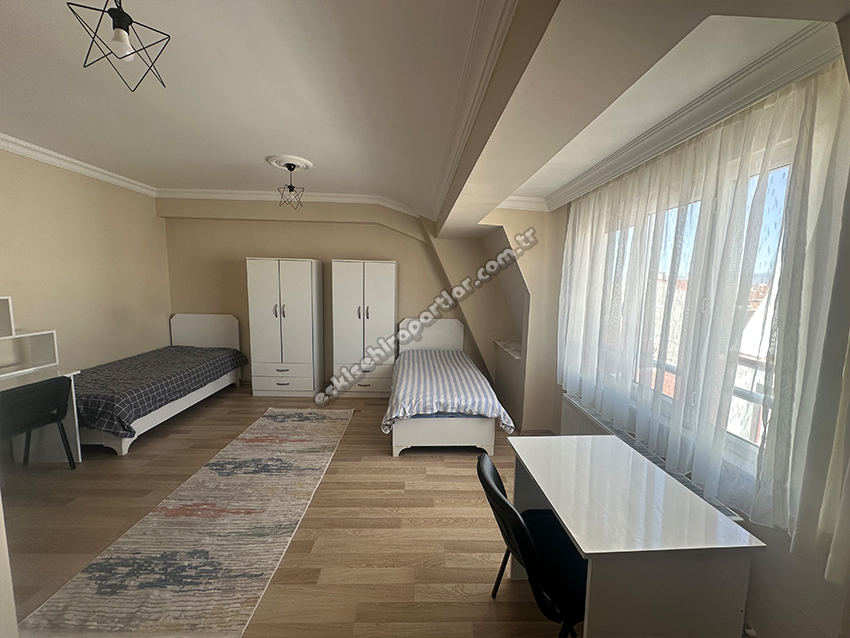 Medcezir Erkek Apart