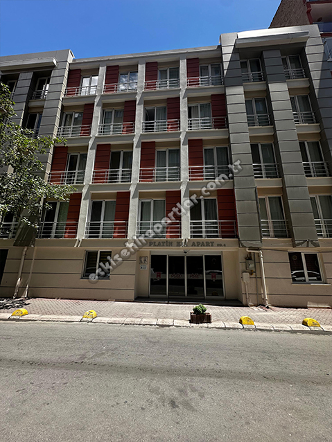 Platin Kız Apart