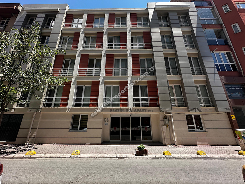 Platin Kız Apart