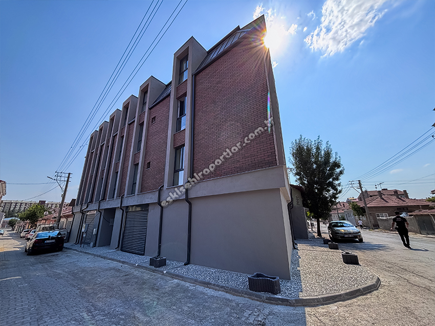 Çemberci Apart A3 Premium Kız Suit