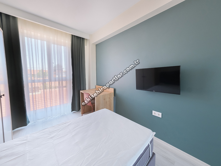 Çemberci Apart A3 Premium Kız Suit