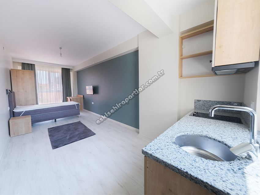 Çemberci Apart A3 Premium Kız Suit