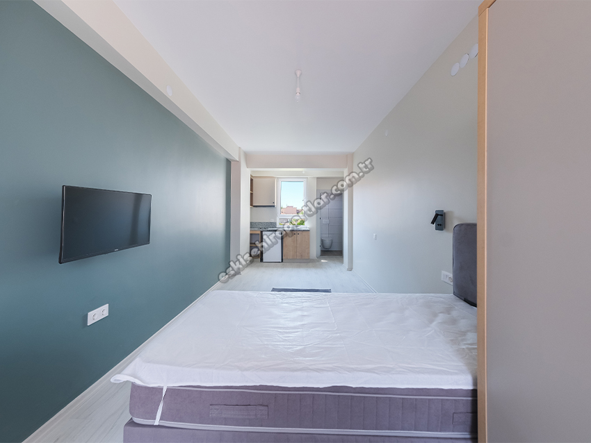 Çemberci Apart A3 Premium Kız Suit