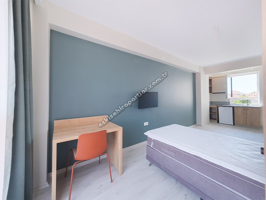 Çemberci Apart A3 Premium Kız Suit