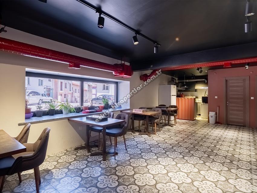 Çemberci Apart Black Sea Suit