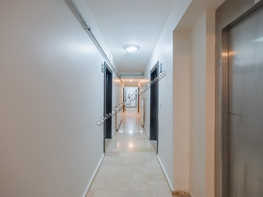 Çemberci Apart Black Sea Suit