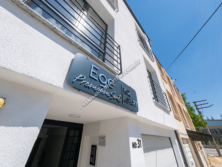 Çemberci Apart Ege Premium Kız Suit