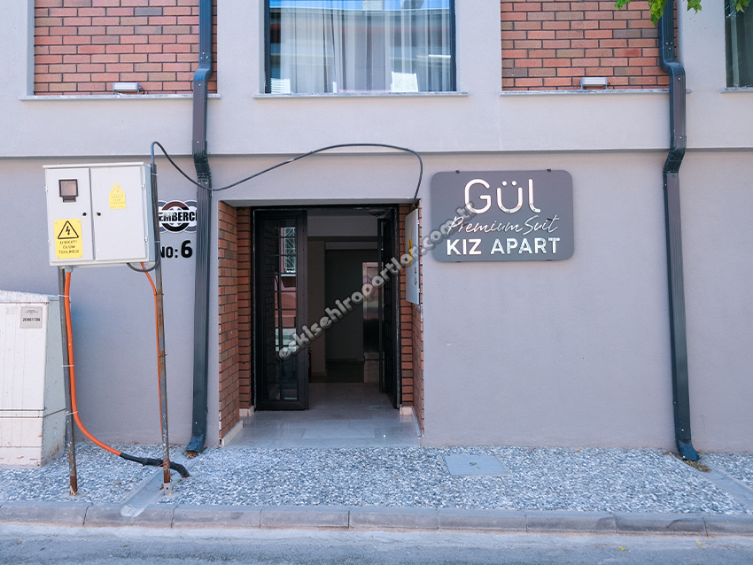 Çemberci Apart Gül Premium Suit ortak alan