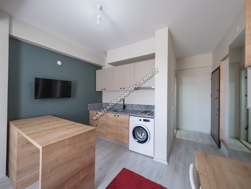 Çemberci Apart Karaca 2 Premium Kız Suit