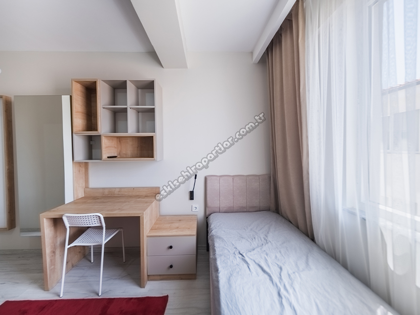 Çemberci Apart Karaca 2 Premium Kız Suit