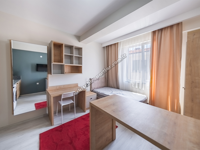 Çemberci Apart Karaca 2 Premium Kız Suit