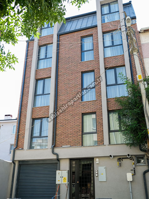 Çemberci Apart Karaca 3 Erkek Suit