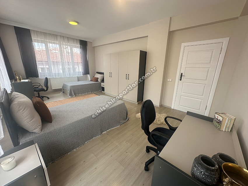 Luna Hous Kız Apart