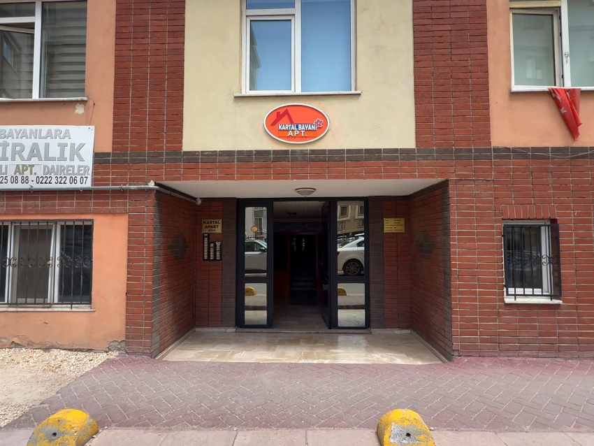 Eskişehir kartal kız apart