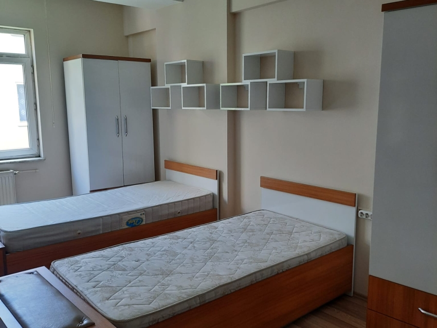 Kartal bayan apart